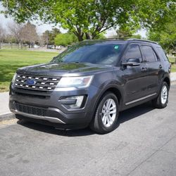 2016 Ford Explorer
