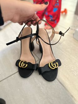 Gucci heels size 6