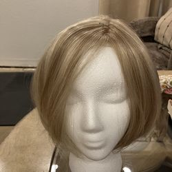 Blonde wig