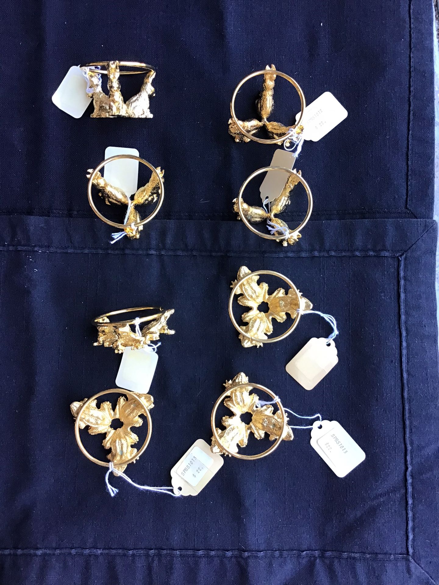 8 Easter Theme Napkin Holders Gold