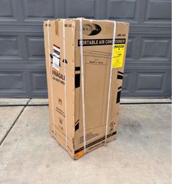 Whynter 9,500 BTU Portable Air Conditioner Cools 500 Sq. Ft. with Dehumidifier, Remote, and Filter i