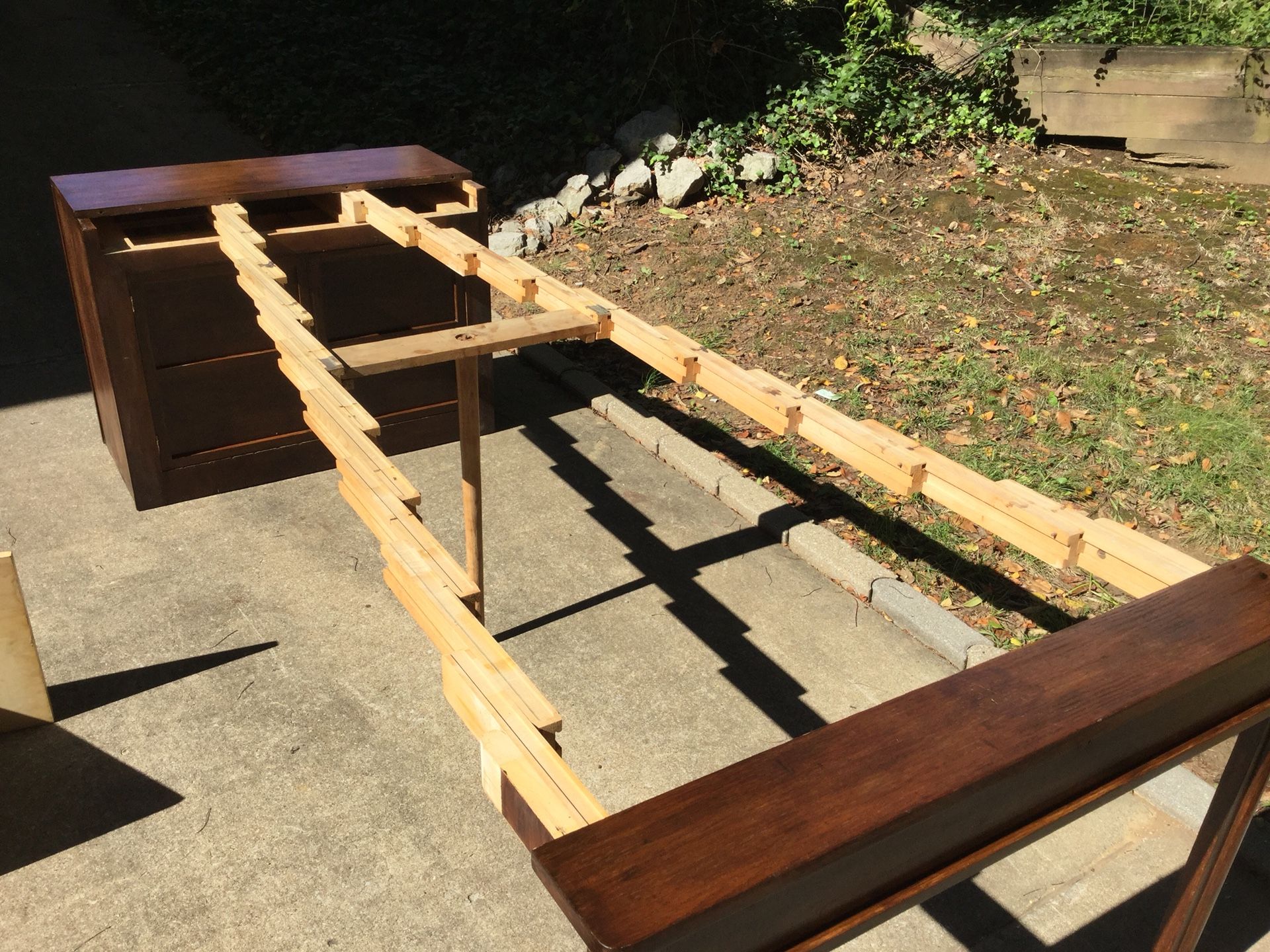 1950’s Saginaw Furniture Watertown Slide Expandomatic Table! $145 Firm