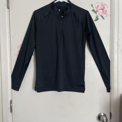 New Women’s Sweatshirt Size Large