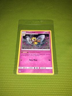 Like Mint 2017 Holo Pokemon - Ribombee Foil / Hologram Game Card - 93/149