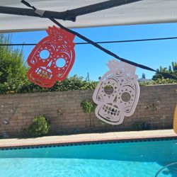 2 Halloween Decoration To Hang Ups