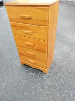 ✨ SOLID PINE 5 DRAWER DRESSER ✨
