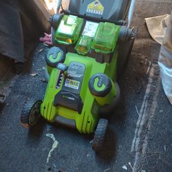 Green Works 20" G=Max 40v Lithium Twin Force Lawnmower, Cordless