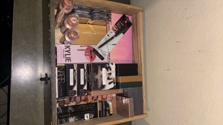 Makeup supplies