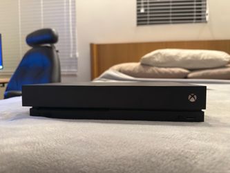 Xbox One X - 1TB
