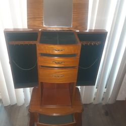 Beautiful Stand Up Jewelry Shelve.