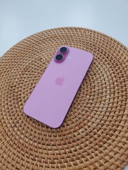 iPhone 16 6.1" (T-Mobile Locked) 128GB Good Pink