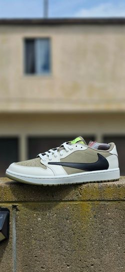 Travis Scott x Air Jordan 1 Low Golf