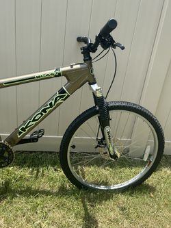 26” KONA BLAST SPEED MOUNTAIN BICYCLE LIKE NEW for Sale in Ocoee