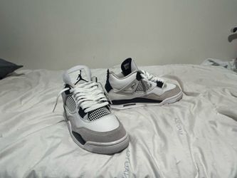 Jordan 4 retro military black