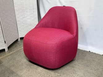 NEW! STYLEX Dau Lounge Chair w/ Casters – Magenta Blush