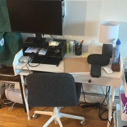 Monitor + Chair + Table