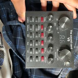 Soundboard With Voice Changer 