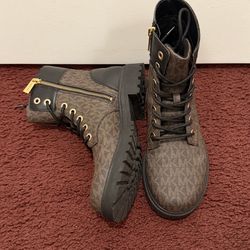 Michael Kors Boots