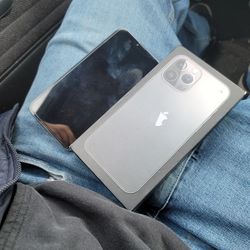 Iphone 13 Max Pro 512 Gigabytes