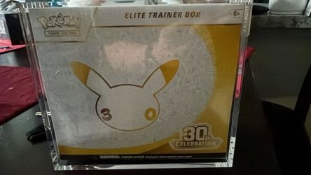 Pokémon TCG 30th Celebration Elite Trainer Box