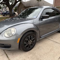 2012 Volkswagen Beetle 