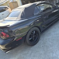 1998 FORD MUSTANG GT V8 4.6 CONV.