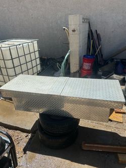 Toolbox for small truck