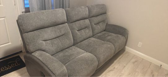 bobs furniture reclining sectional $100 need gone 10/17 DTLB