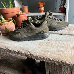 nike air max mens 9.5