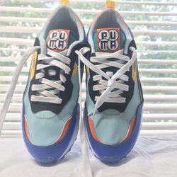 Puma Shoes Size 7 