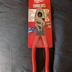 Milwaukee 9" Lineman's Pliers 