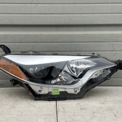 2014-2016 Toyota Corolla Passenger Right Headlight