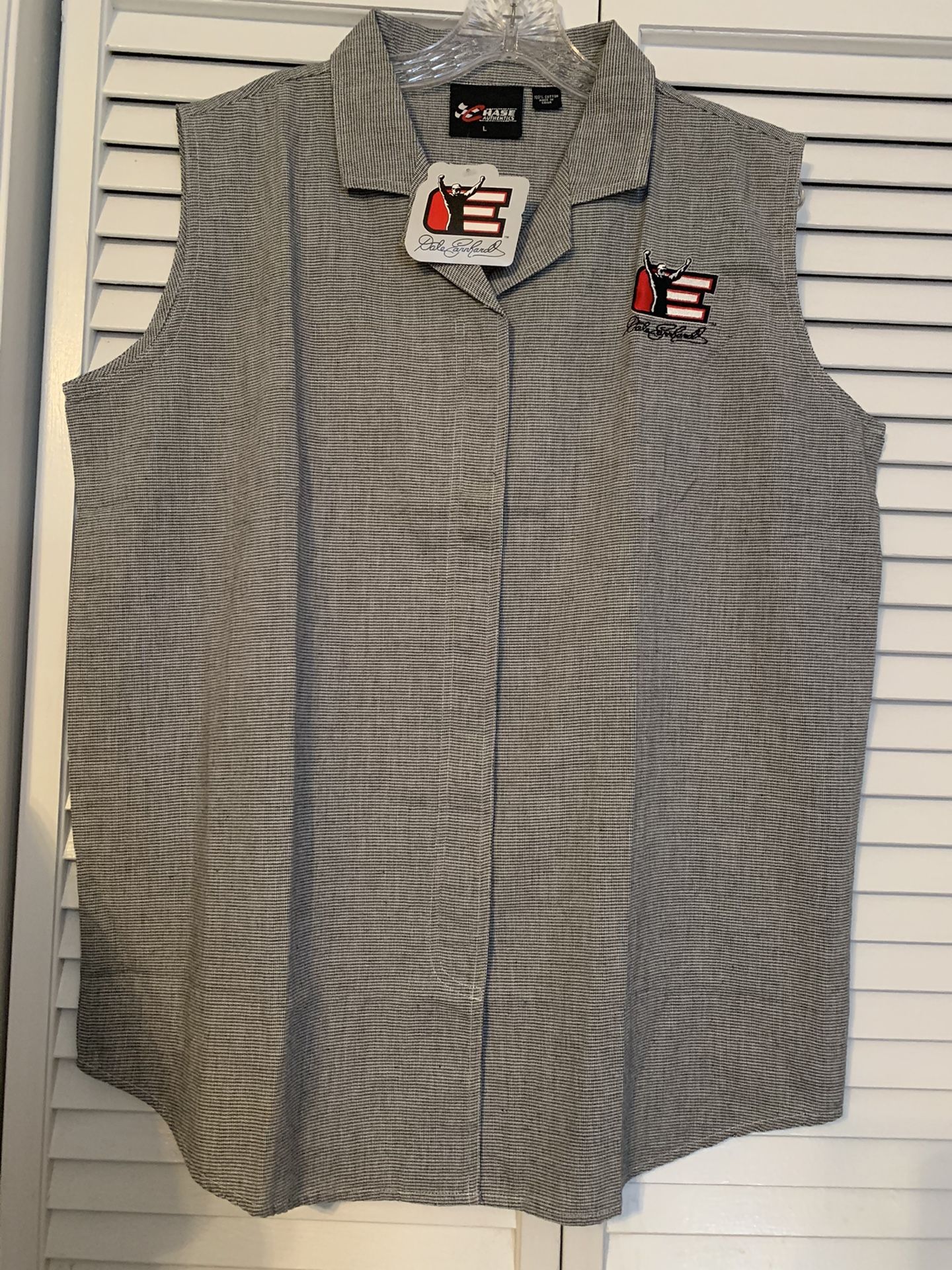 NWT Dale Earnhardt Women’s Size L Blouse