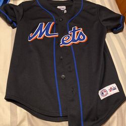 Hall Of Famer Roberto Alomar jersey Small