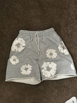 grey denim tear shorts