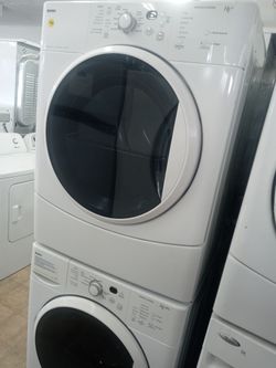 Kenmore HE2 stackable front load washer and dryer set - Free delivery