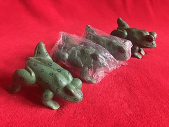 Lot 3 FROG FIGURE INDONESIA HANDMADE WOOD 3D ** The ONLY 1 you can find !!