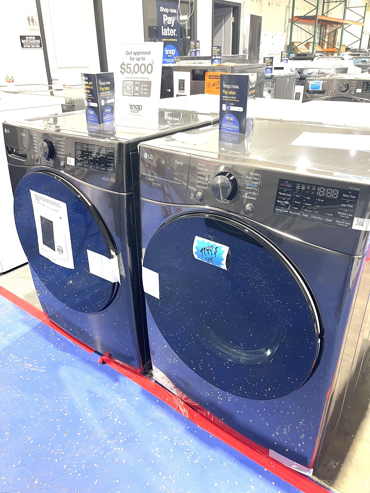 Lg New Front Load Washe Dryer Set Gas/electric With Warranty