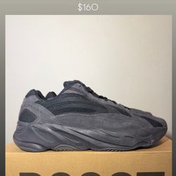 Yeezy 700 Vanta Size 12 