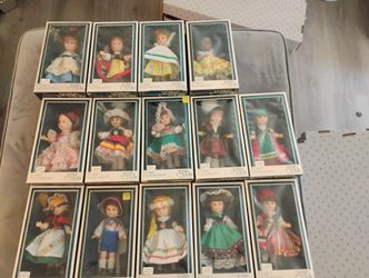 Ginny Far Away Lands 1977 Doll Set
