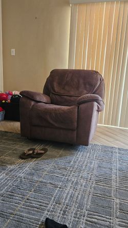 Recliner chair