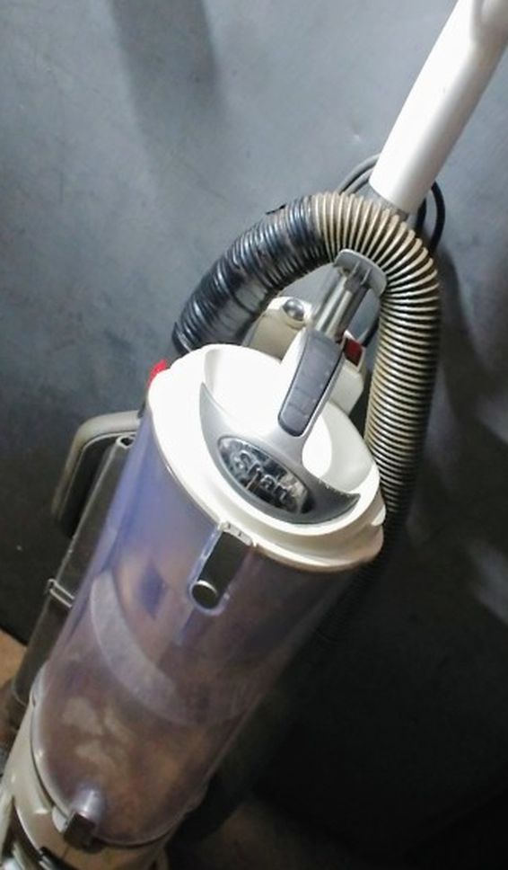 Shark Navigator Professional Upright White Canister Vacuum Cleaner UV420