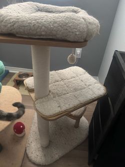 Cat tree