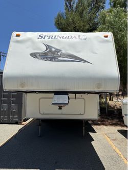 2010 Keystone Springdale 5th wheel