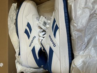 Reebox Shoes. Brand New 