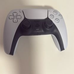 Selling PS4 and PS5 Controllers