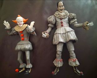 Pennywise IT Clown Action Figures Set of 2