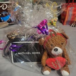 Michael Kors Handbag/Wallet Valentine's Day Set