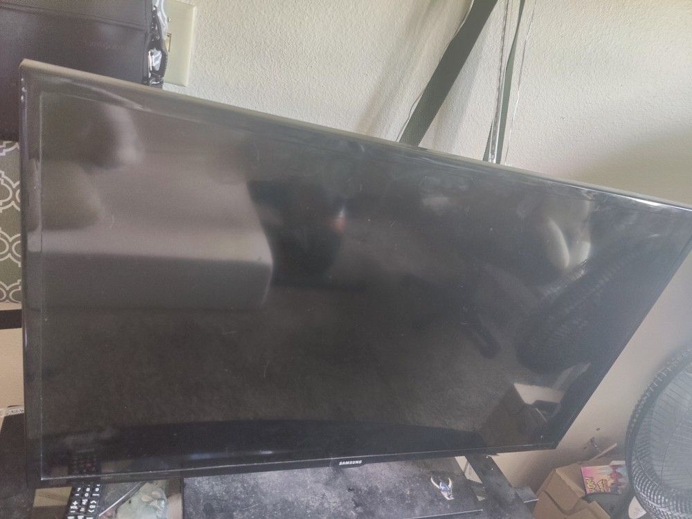 Samsung 40in 1080p Smart TV