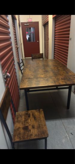 Table end chairs